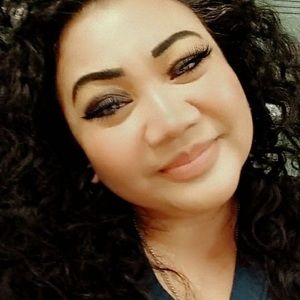 Meet your Posher, Carroline